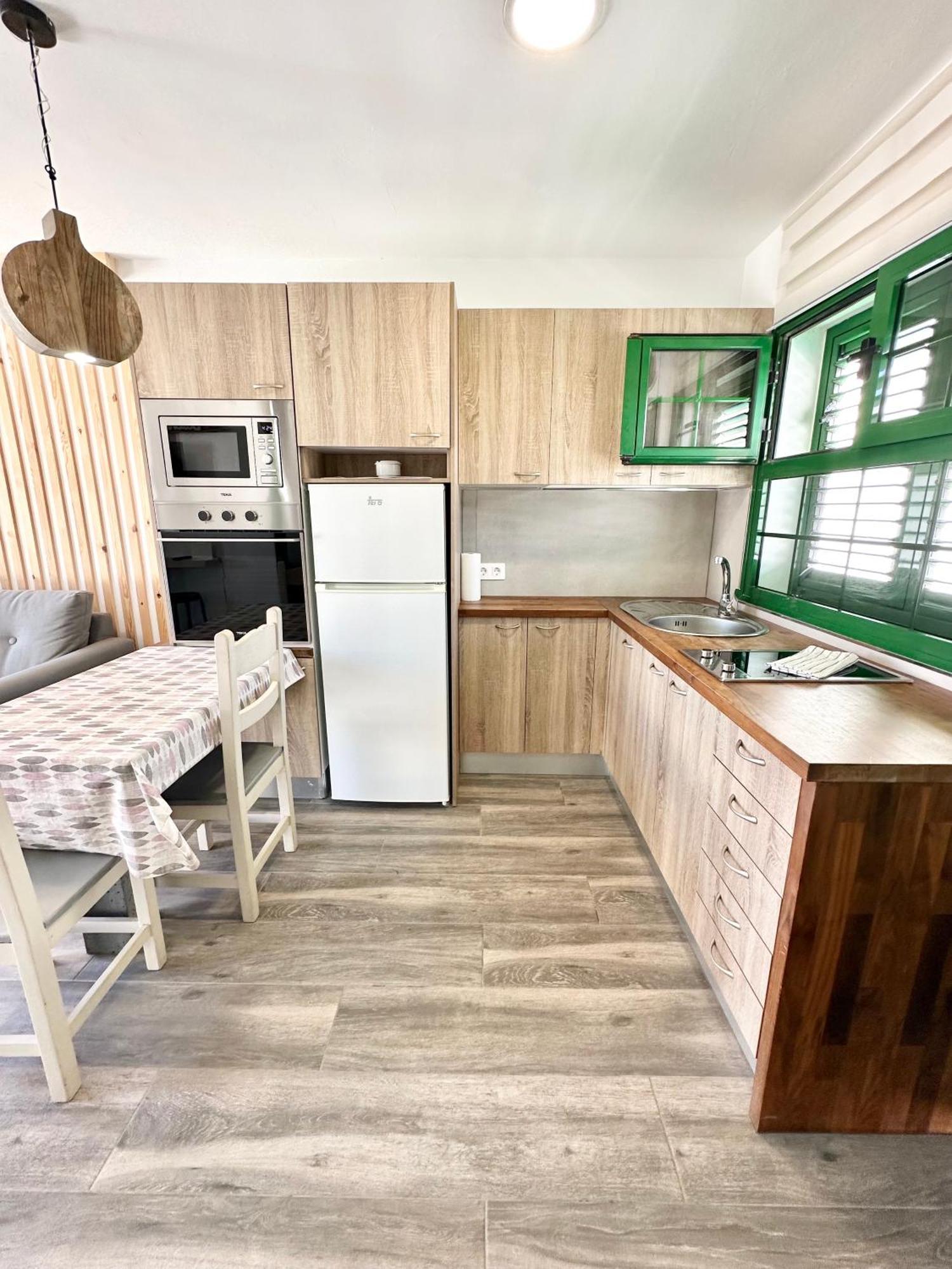 Апартаменты Kiwi Smoothie - En La Playa, Doble Terraza, Cocina Completa, Dos Camas Y Wifi El Cotillo  Экстерьер фото
